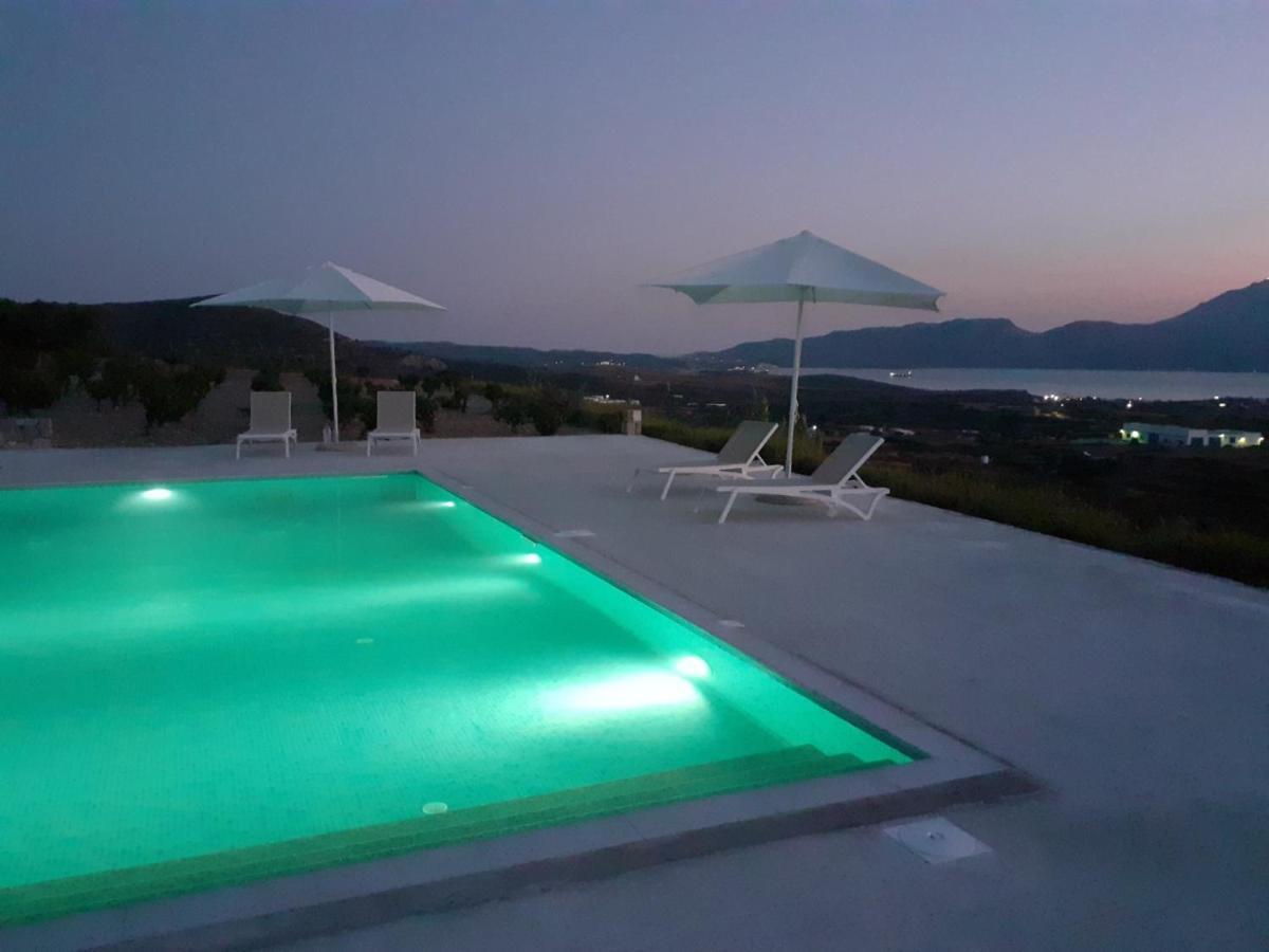Elena Apartment Adamantas  Exterior photo